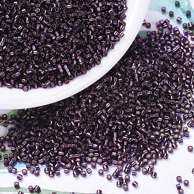 MIYUKI Delica Beads SEED-X0054-DB0611-1