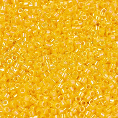 MIYUKI Delica Beads X-SEED-J020-DB1572-1