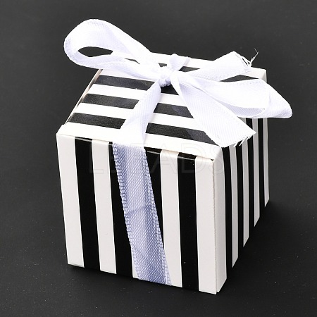 Square Foldable Creative Paper Gift Box CON-P010-C01-1