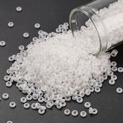 TOHO 8/0 Demi Round Beads SEED-DR08-0161F-1
