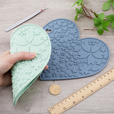 2Pcs 2 Colors Silicone Hot Mats for Hot Dishes AJEW-GF0008-29A-1