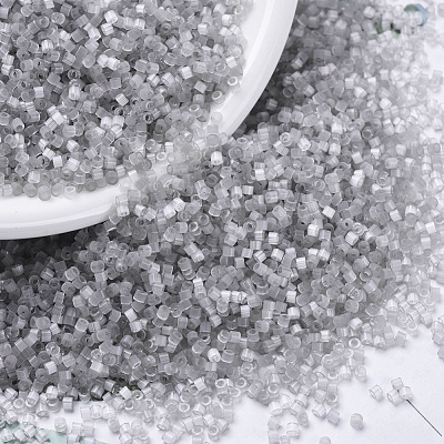 MIYUKI Delica Beads SEED-X0054-DB0679-1