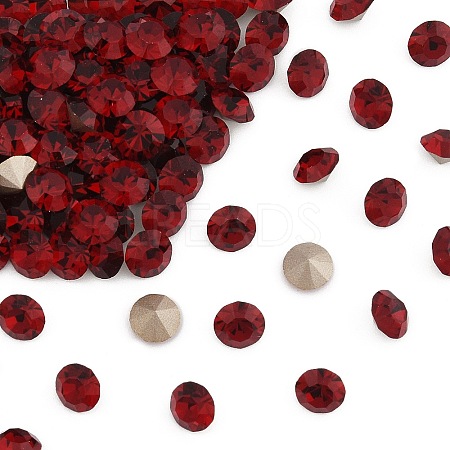 Preciosa&reg MAXIMA Crystal Round Stones Y-PRC-RBSS6-90090-1