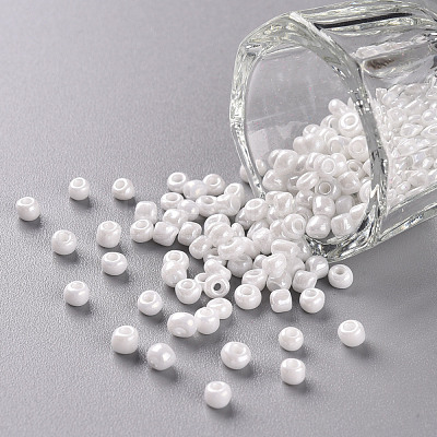 8/0 Glass Seed Beads SEED-US0003-3mm-121-1
