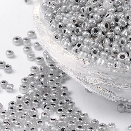 8/0 Glass Seed Beads SEED-US0003-3mm-149-1