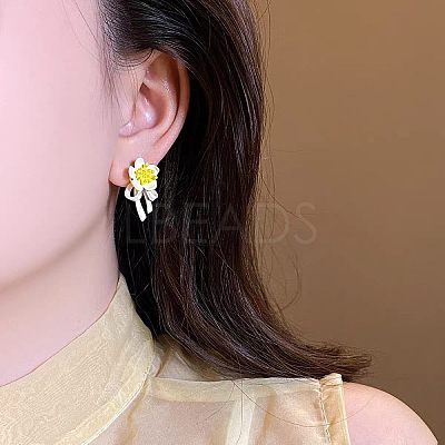 Alloy Flower Stud Earrings for Women WG441DE-01-1