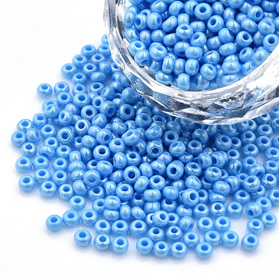 8/0 Czech Opaque Glass Seed Beads SEED-N004-003A-17-1