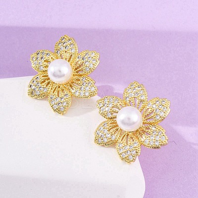Flower Brass Micro Pave Clear Cubic Zirconia Stud Earrings EJEW-H158-04G-1
